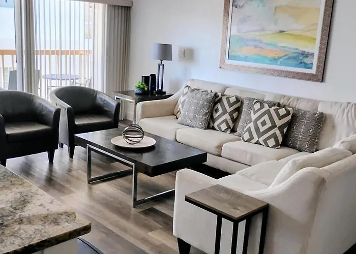 Beach Getaway 4Min Walk To The Beach, Water Views On Every Floor, Boat Dock, Free Parking *